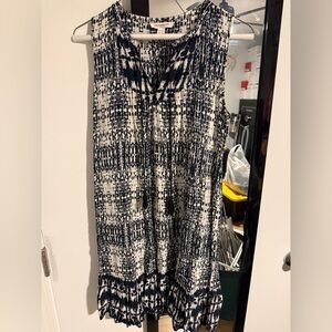 Black and White Sleeveless Dress